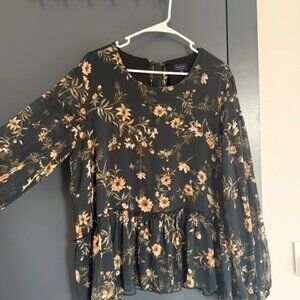 Blouse flowers see through sleeves